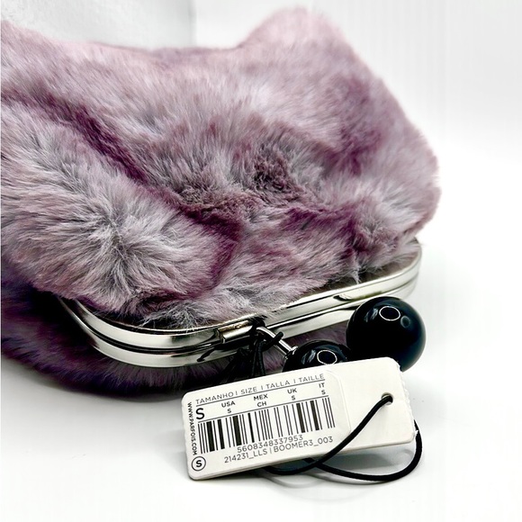 NWT VERY CUTE FUR EFFECT COIN PURSE - Picture 4 of 8